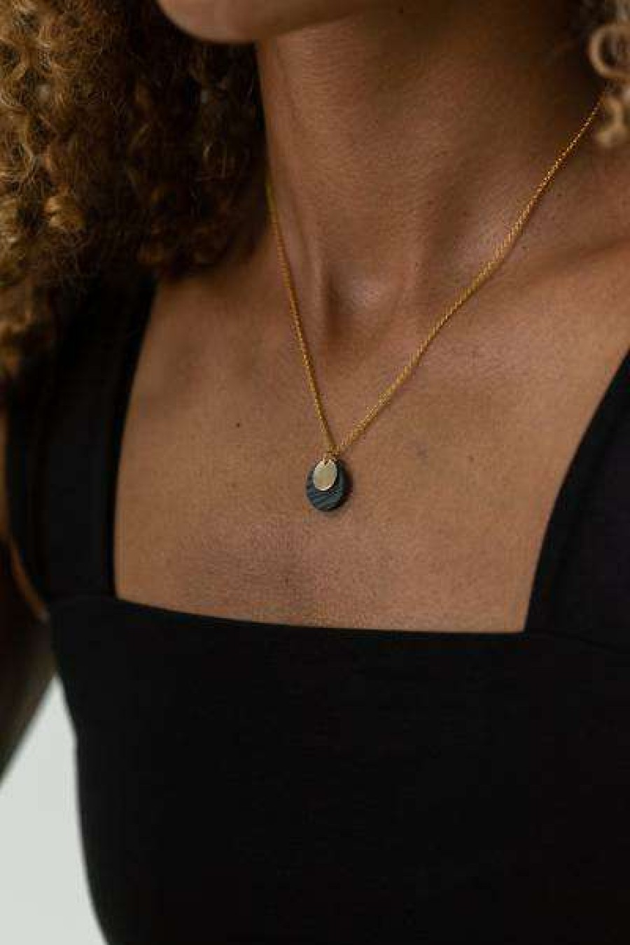 Womens * | One & Eight Forest Disc Necklace