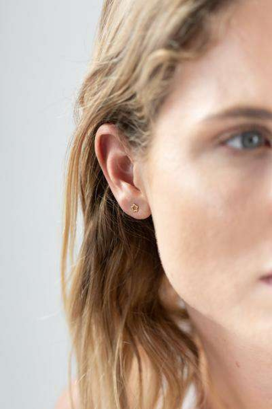 Womens * | One & Eight Gold Star Studs